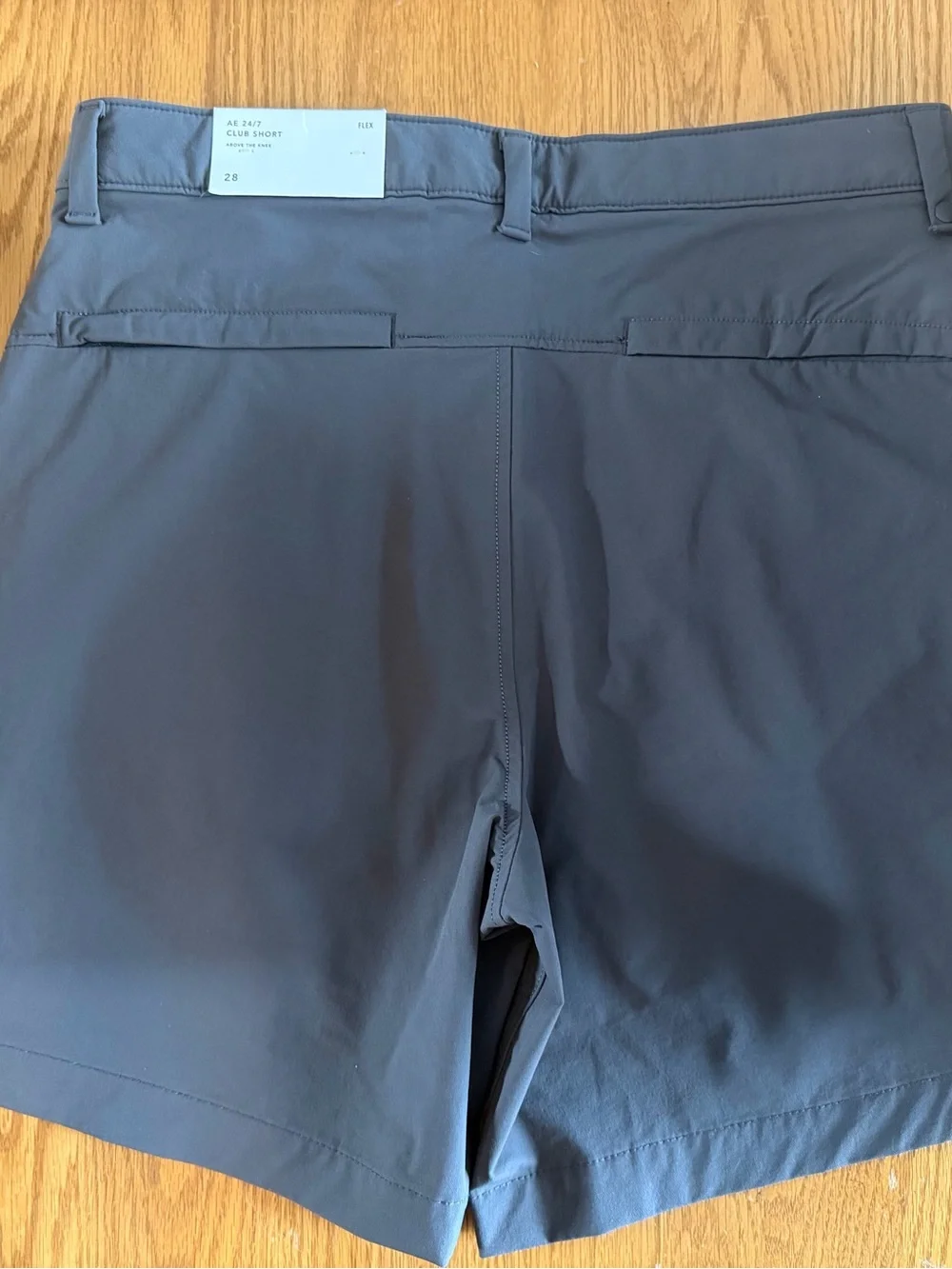 NWT! Men's AMERICAN EAGLE Gray 24/7 Flex Club Shorts Size 28